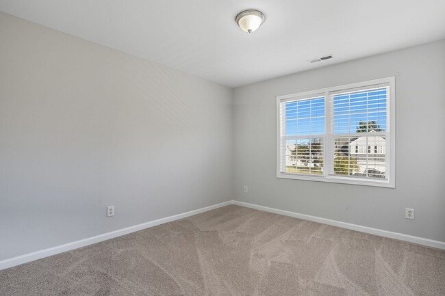 Building Photo - 4 Bedroom Home for Rent in Raleigh NC | Garage | Pet Friendly | $500 Off First Months Rent!