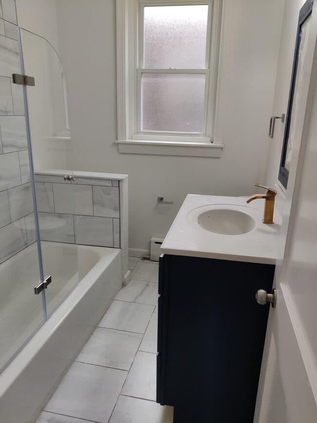 Building Photo - 6528 Limekiln Pike