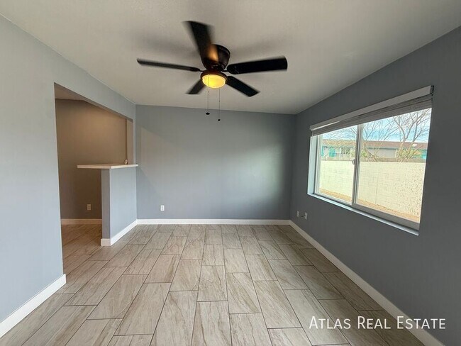 Building Photo - 2540 N 17th Way