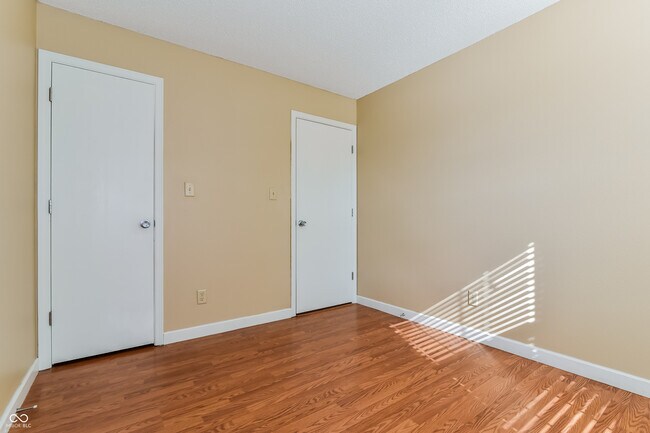 Building Photo - 5378 Milhouse Rd