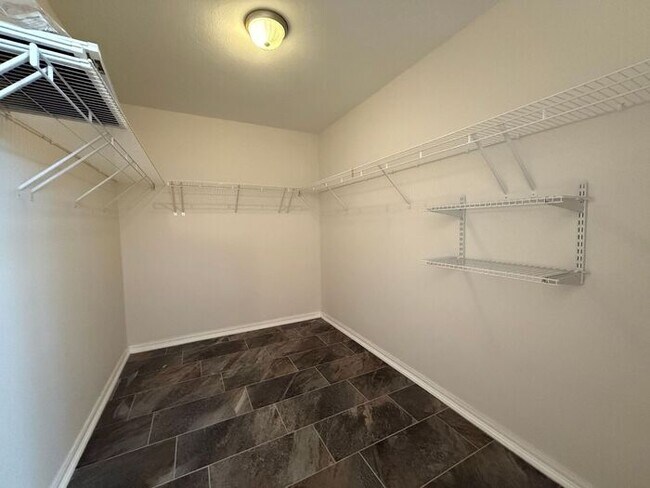 Building Photo - Milton - Tidal Bay - 4 bedroom, 2 bathroom