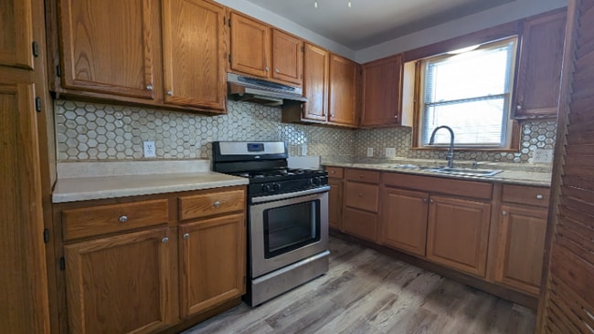 Primary Photo - 4107 Flora Ave