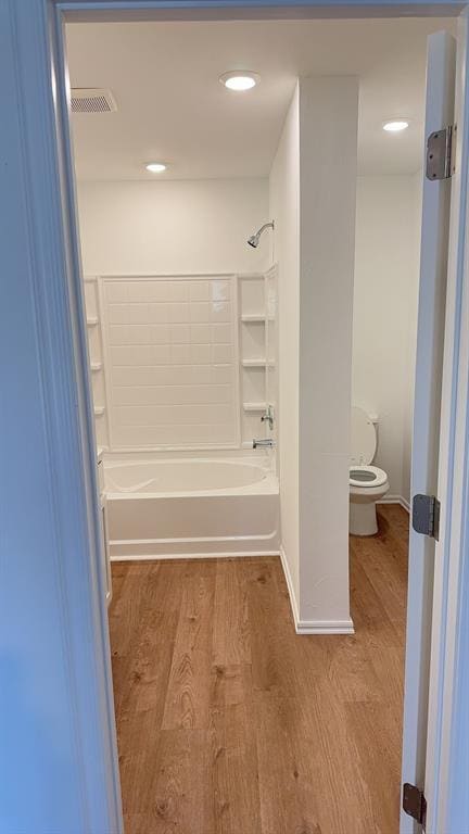 Building Photo - 3305 Little Creek Dr