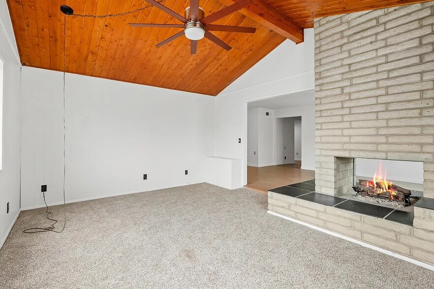 Building Photo - 8629 Stanwell St