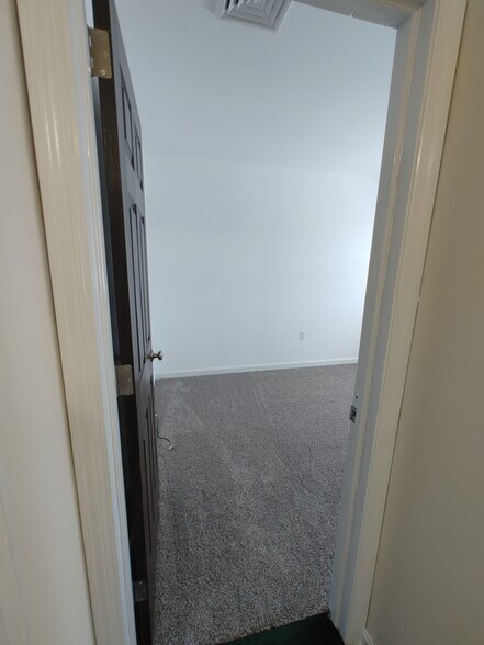Bedroom 3 - 110 Froelich Ave