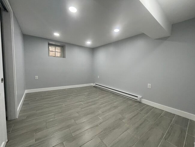 Building Photo - 153 Ripley Pl