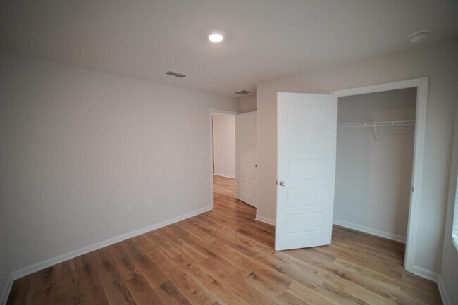 Building Photo - 4053 Brownstone Wy