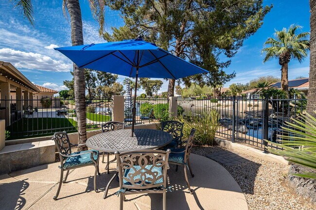 Building Photo - 4725 N Brookview Terrace