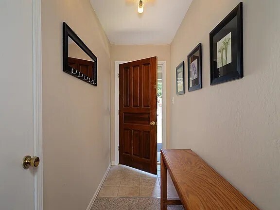 Building Photo - 10644 Campana Way