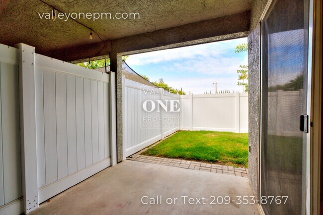 Building Photo - Rare vacancy opportunity in Turlock's fine...