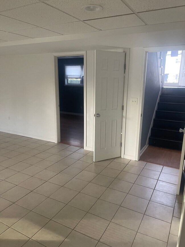 Building Photo - COMING SOON! Beautiful 4 Bedroom Home in M...