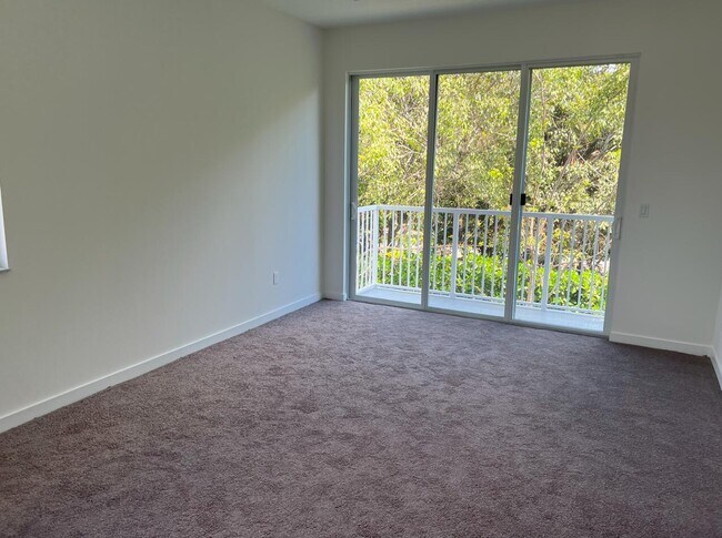 Building Photo - 1510 Pioneer Way