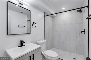 Building Photo - 1028 W Arizona St