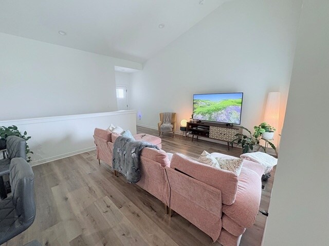 Building Photo - 5290 Pinecrest Ct N