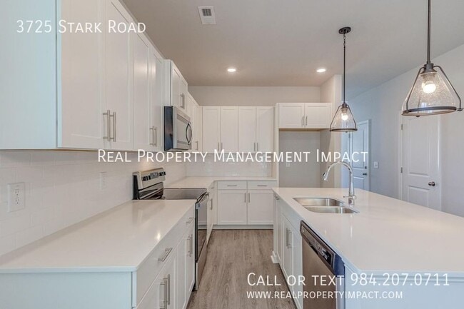 Building Photo - 3725 Stark rd