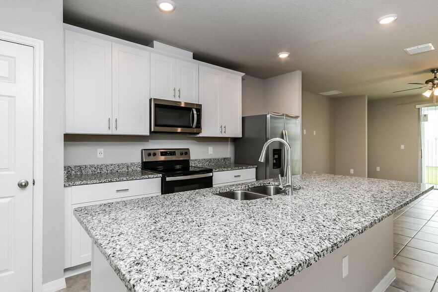 Building Photo - 5236 Stephs Field St