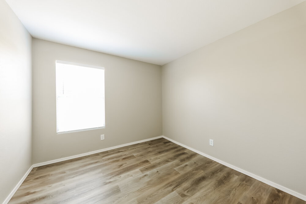 Building Photo - 9847 W Irma Ln