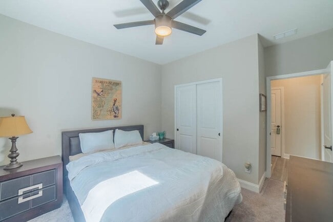 Building Photo - Coming Available!