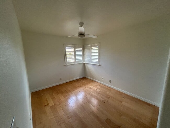 Building Photo - Beautiful 5 Bedroom 3.5 Bath House in Lihue