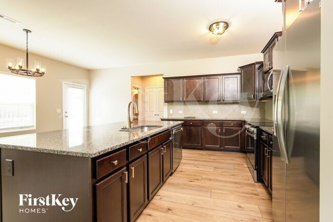 Building Photo - 1769 Pinnacle Oaks Dr