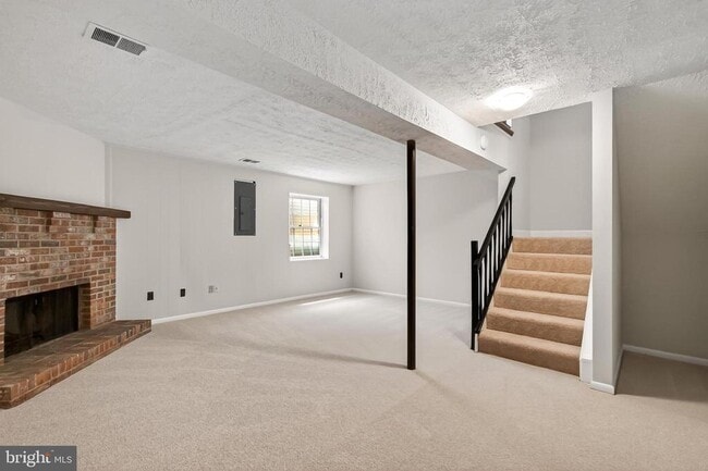 Building Photo - 337 Gundry Dr