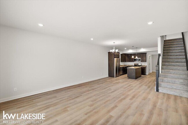 Building Photo - 34450 Maple Ln Dr