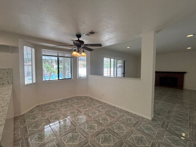 Building Photo - 3068 Prado Ln
