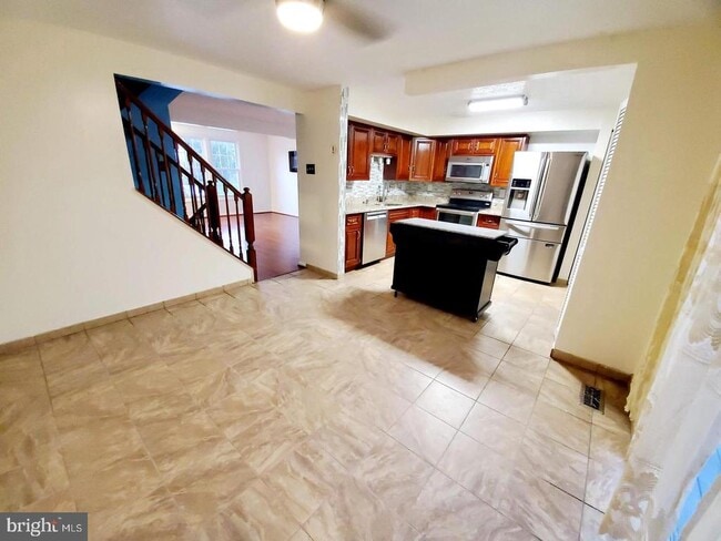 Building Photo - 24 Ramsgate Ct