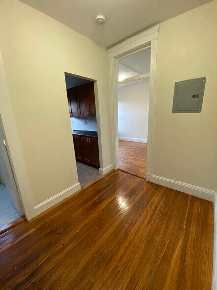Building Photo - 1255 Boylston St