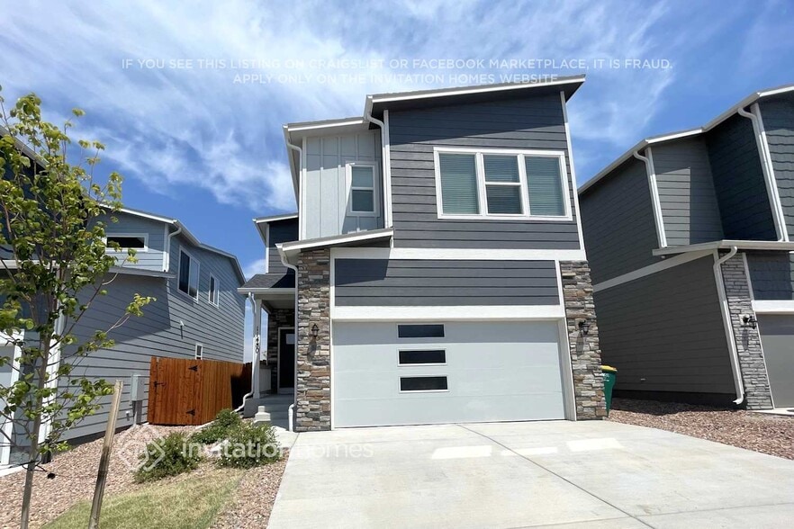 Primary Photo - 11480 Sanderling St