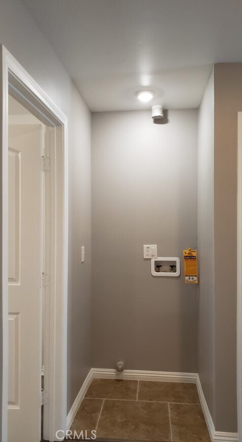 Building Photo - 2051 W Florence Ave