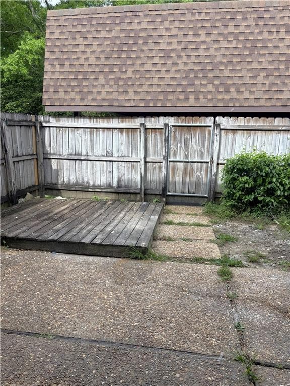 Building Photo - 534 Highland Woods Dr W