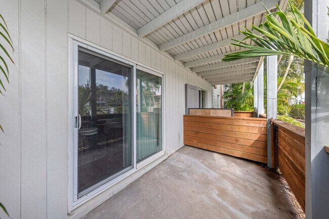 Building Photo - 4301 W Cleveland St