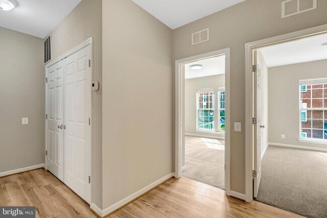 Building Photo - 42790 Lauder Terrace
