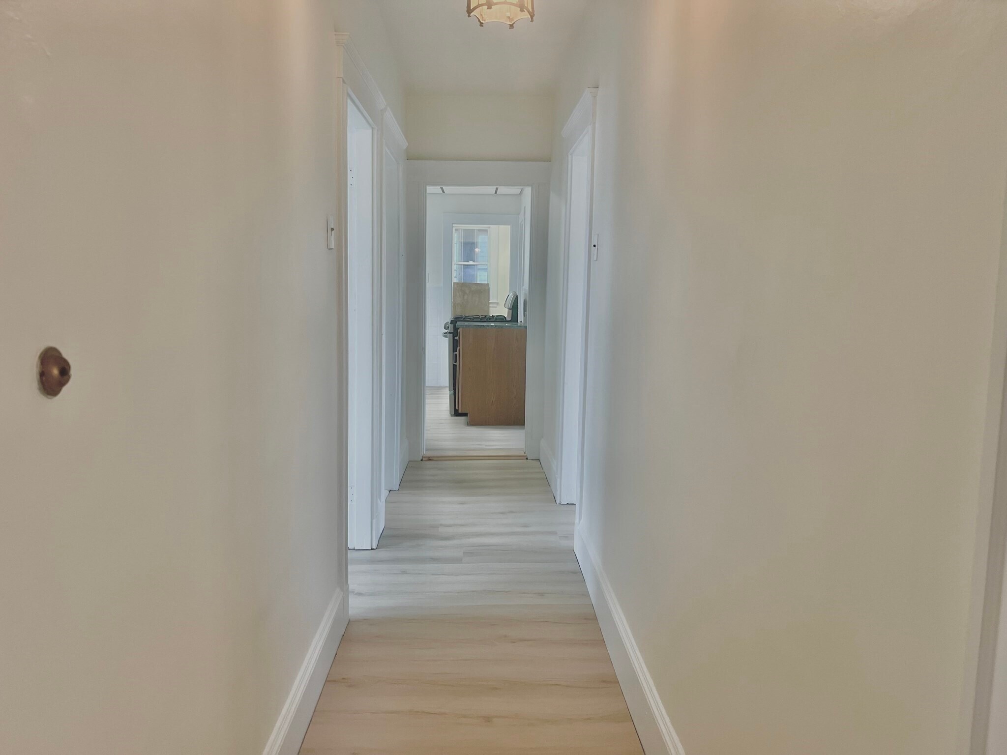 Building Photo - 5 Magnus Ave