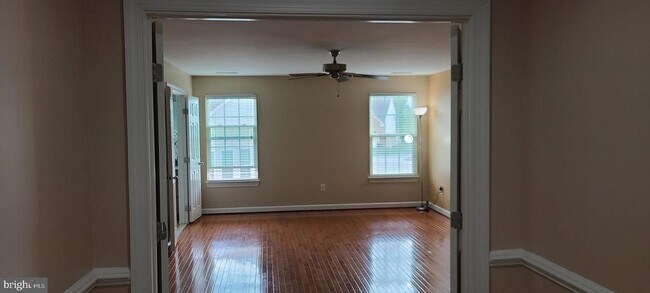 Building Photo - 4506 Nightingale Ct