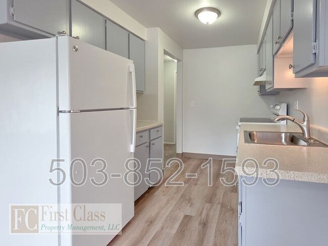 Building Photo - 1328 NE 186th Ave