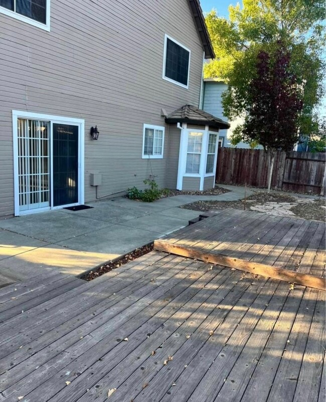 Building Photo - 2632 Baltic Dr