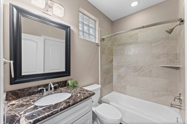 Building Photo - 127 Benjis Pl