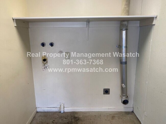 Building Photo - 7260 Ponderosa Dr