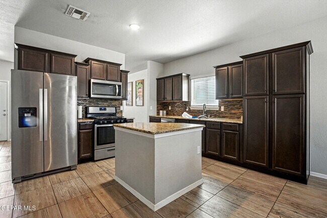 Building Photo - 14466 Alyssa Marie