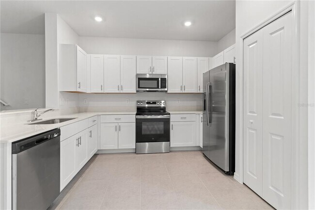 Building Photo - 36064 Risa Michele St