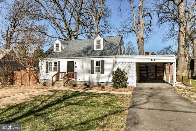 Building Photo - 7308 Poplar Ct