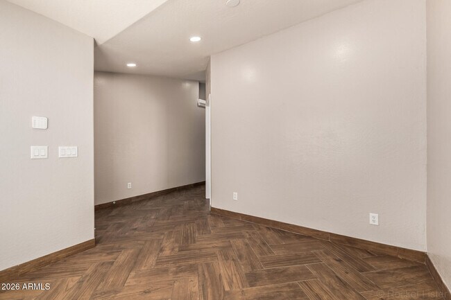 Building Photo - 23538 W Grove Cir