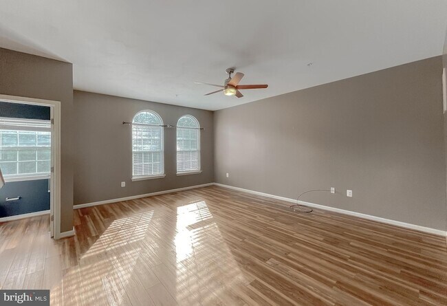 Building Photo - 45571 Catalina Ln