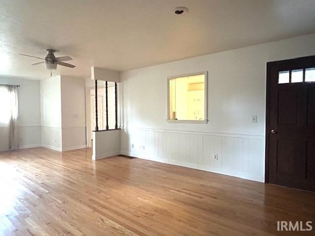 Building Photo - 1517 E Maxwell Ln