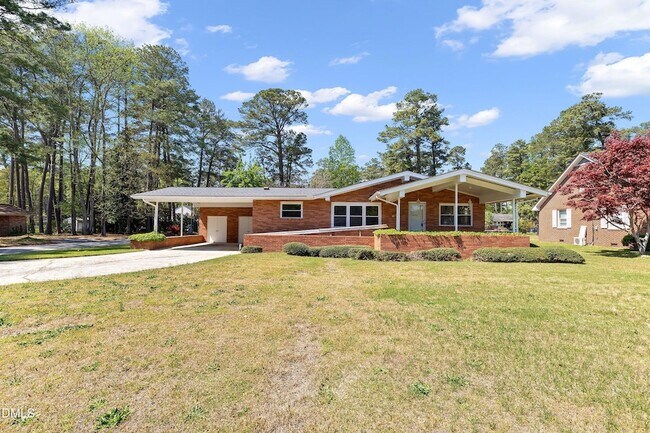 Building Photo - 1114 S 2nd St