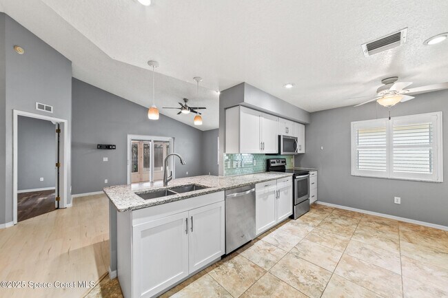 Building Photo - 1303 Cypress Bend Cir