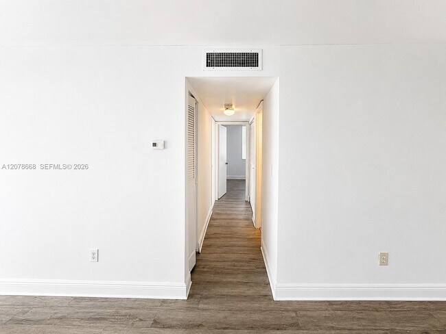 Building Photo - 486 NW 165th St