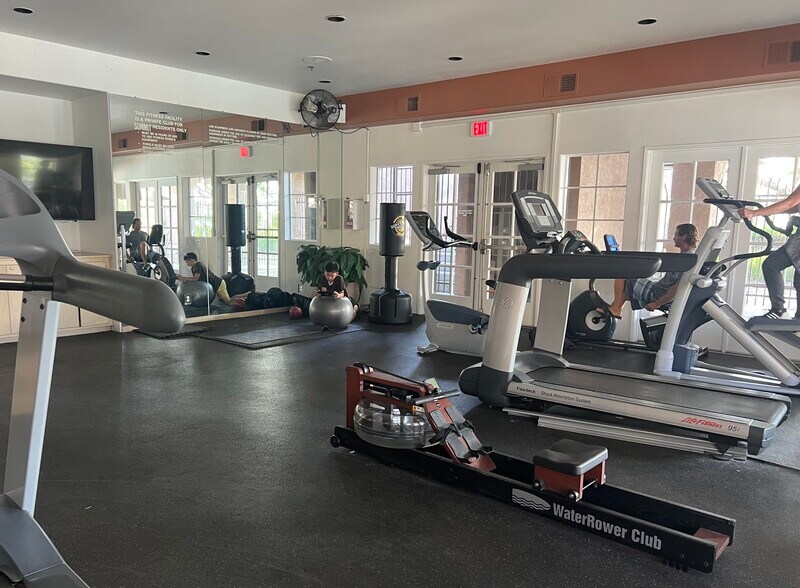 Building Photo - 17161 Alva Rd